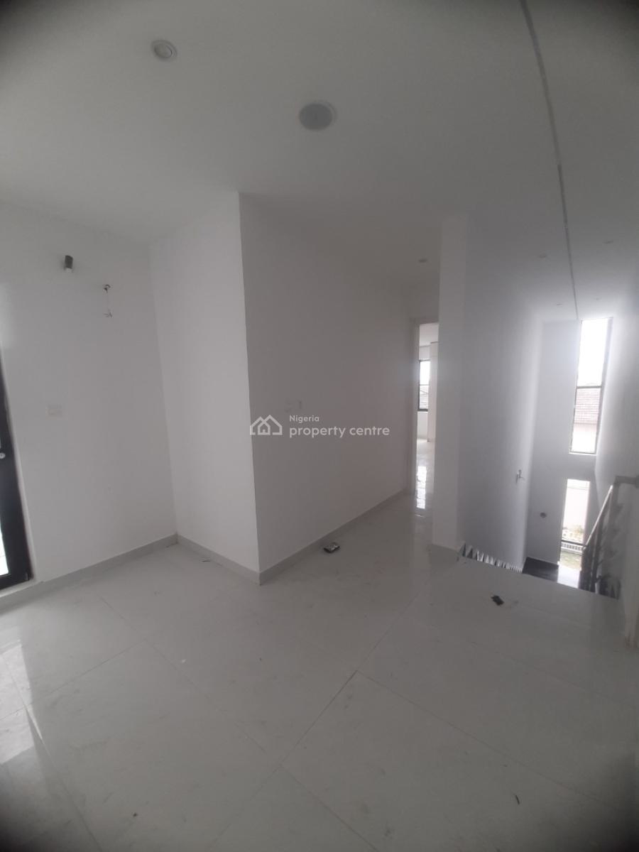 Newly Built and Self-compound and Serviced with 24/7 Power Supply 4 Be, Lekki Phase 1, Lekki, Lagos, Terraced Duplex for Rent