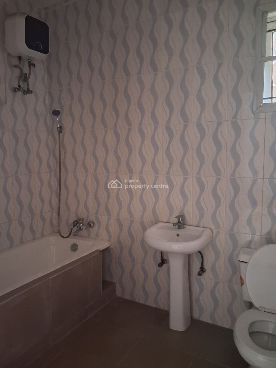 3 Bedroom Upstairs, Badore, Ajah, Lagos, House for Rent