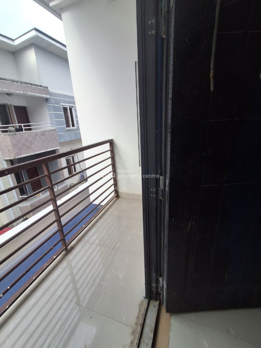 3 Bedroom Upstairs, Badore, Ajah, Lagos, House for Rent