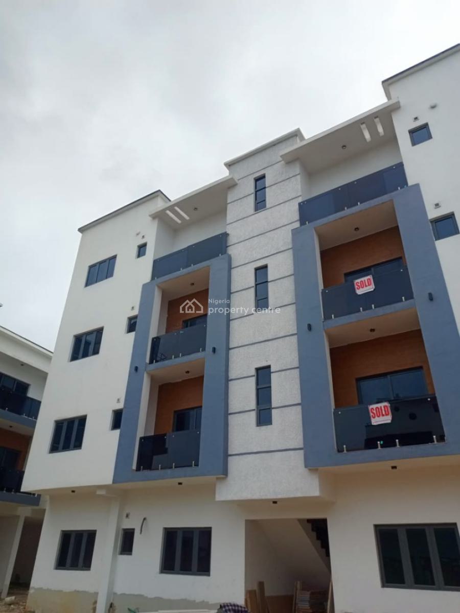 2 Bedrooms Apartment with a Bq, Ologolo, Lekki, Lagos, Flat / Apartment for Sale
