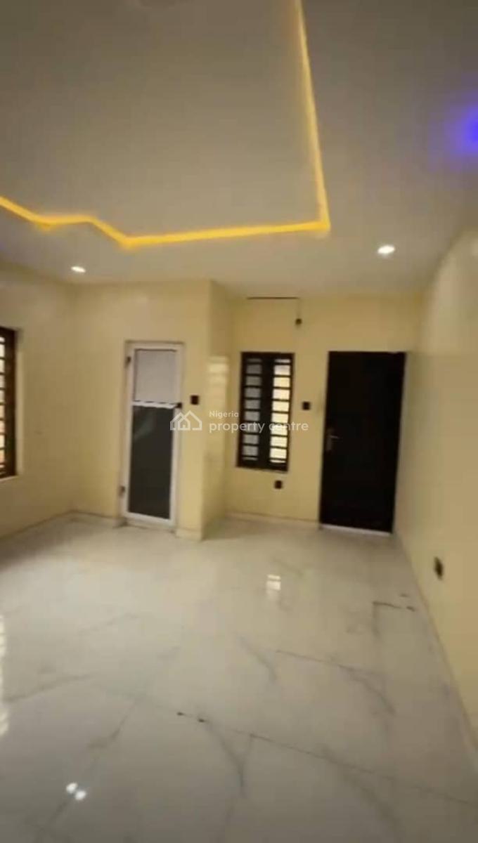 Lovely Sweet Mini Flat, Abule Ijesha, Yaba, Lagos, Mini Flat (room and Parlour) for Rent