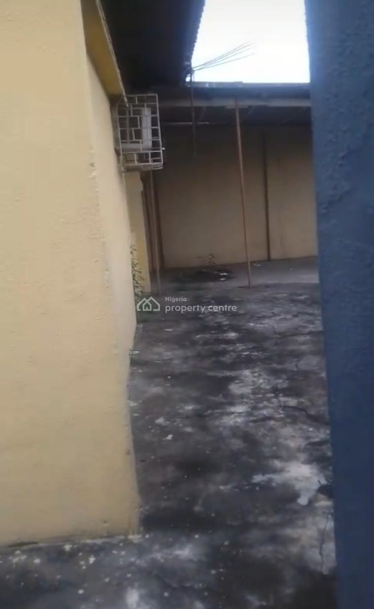 Alone in a Compound Stardard 3 Bedroom Flat, Off Adeniran Ogunsanya, Surulere, Lagos, House for Rent