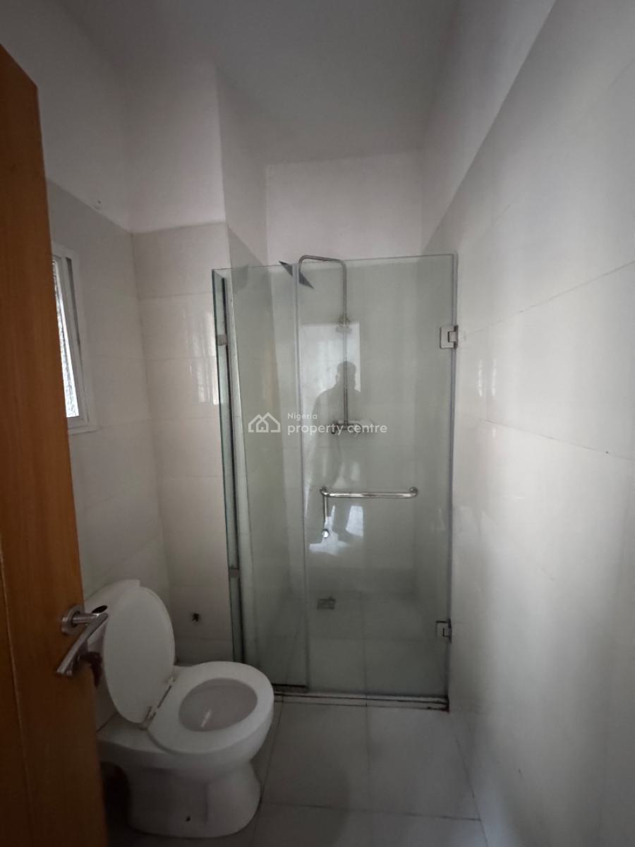 𝐒𝐏𝐀𝐂𝐈𝐎𝐔𝐒 4 𝐁𝐄𝐃𝐑𝐎𝐎𝐌 𝐓𝐄𝐑𝐑𝐀𝐂𝐄 𝐃𝐔𝐏𝐋𝐄𝐗, Ikate, Lekki, Lagos, Terraced Duplex for Rent