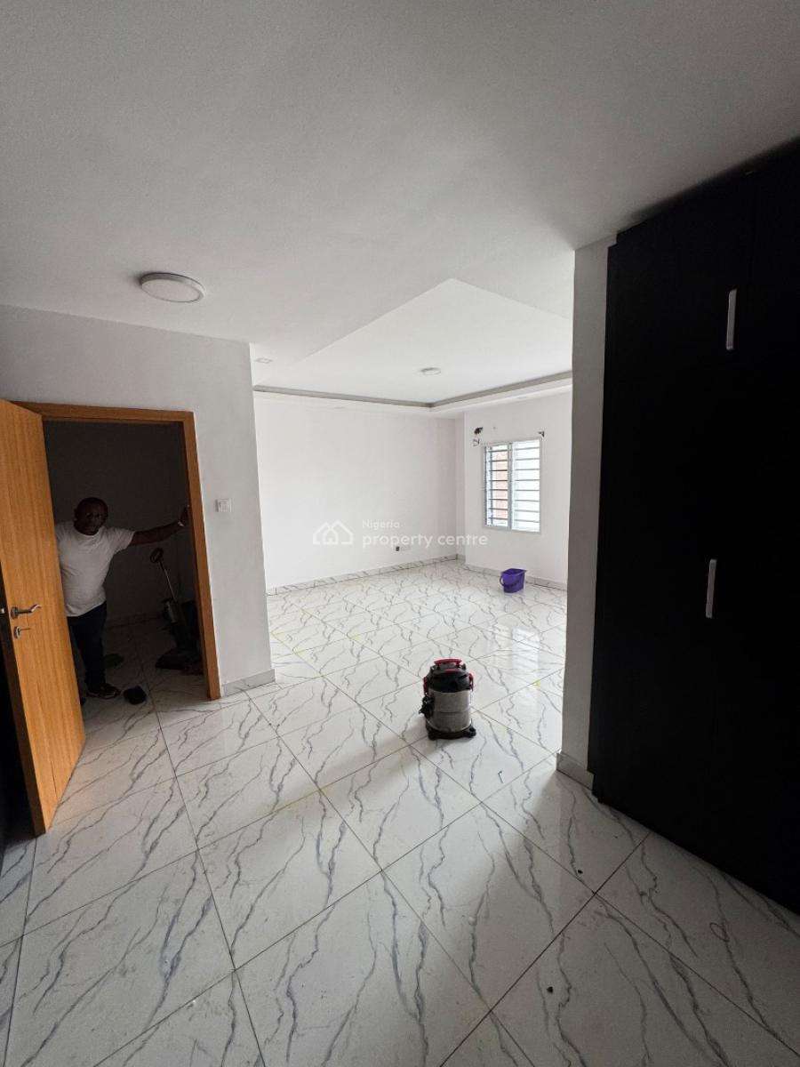 𝐒𝐏𝐀𝐂𝐈𝐎𝐔𝐒 4 𝐁𝐄𝐃𝐑𝐎𝐎𝐌 𝐓𝐄𝐑𝐑𝐀𝐂𝐄 𝐃𝐔𝐏𝐋𝐄𝐗, Ikate, Lekki, Lagos, Terraced Duplex for Rent