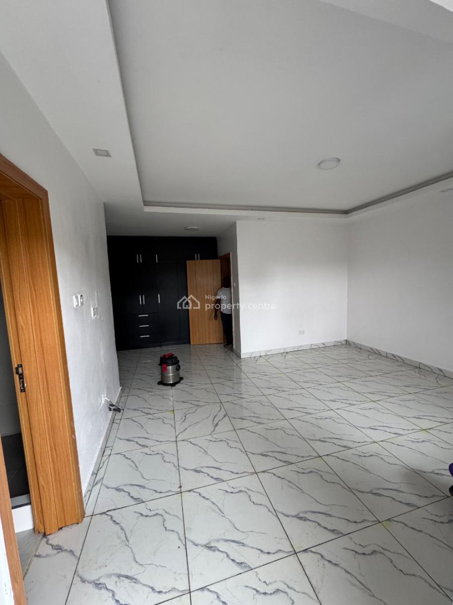 𝐒𝐏𝐀𝐂𝐈𝐎𝐔𝐒 4 𝐁𝐄𝐃𝐑𝐎𝐎𝐌 𝐓𝐄𝐑𝐑𝐀𝐂𝐄 𝐃𝐔𝐏𝐋𝐄𝐗, Ikate, Lekki, Lagos, Terraced Duplex for Rent