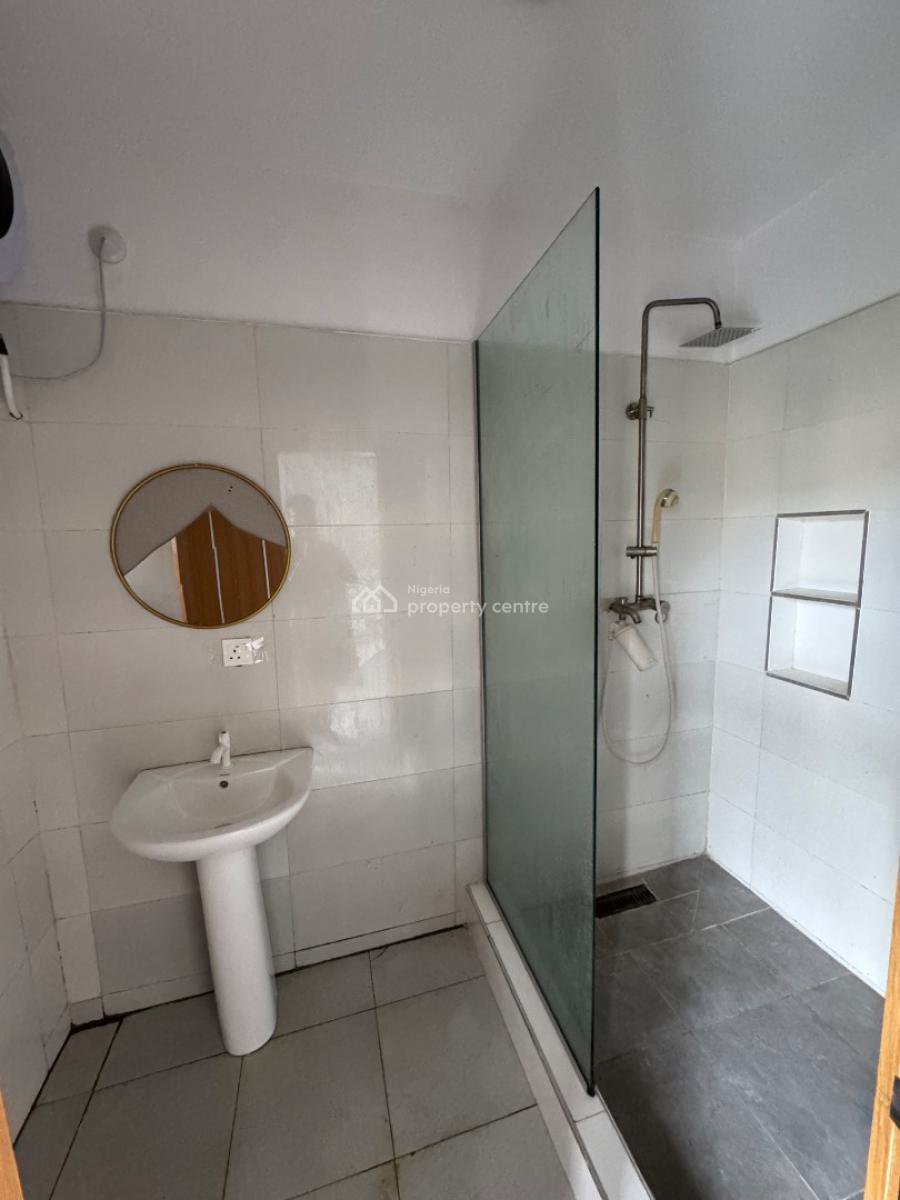 𝐒𝐏𝐀𝐂𝐈𝐎𝐔𝐒 4 𝐁𝐄𝐃𝐑𝐎𝐎𝐌 𝐓𝐄𝐑𝐑𝐀𝐂𝐄 𝐃𝐔𝐏𝐋𝐄𝐗, Ikate, Lekki, Lagos, Terraced Duplex for Rent