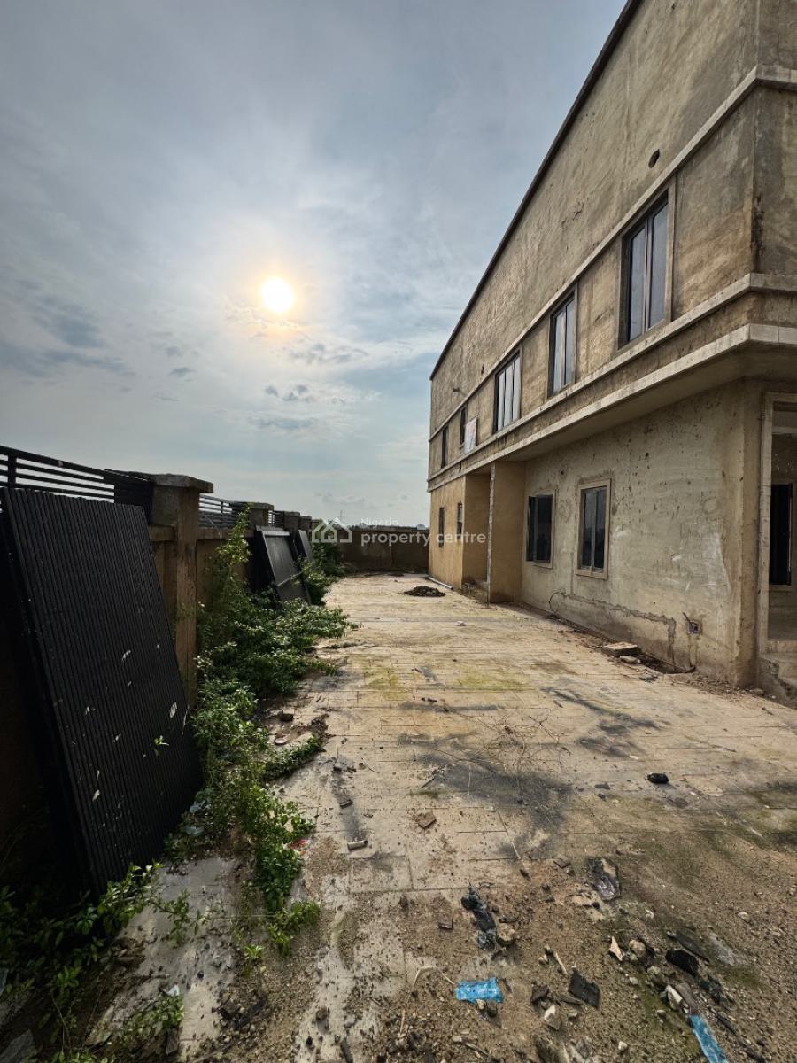 Massively Spacious 4beds Semi Detached Duplex ( Advanced Carcass), Off Oladipo Diya Way, Apo, Abuja, Semi-detached Duplex for Sale