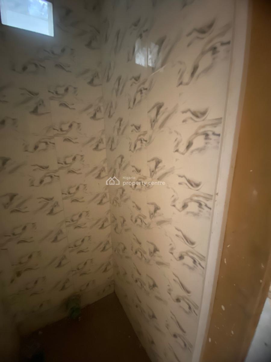 Mini Flat & Self-contain in Same Building, Odunsi, Bariga, Shomolu, Lagos, Flat / Apartment for Rent