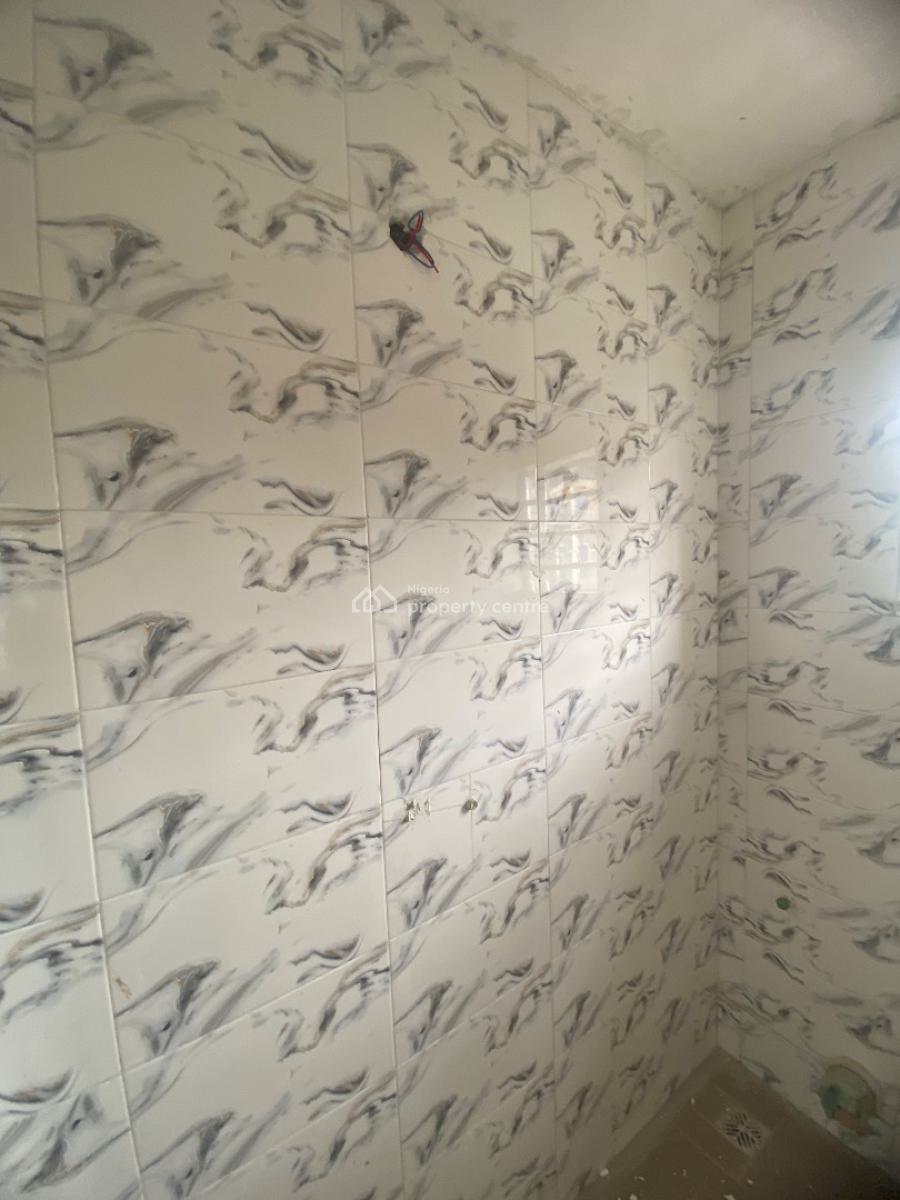 Mini Flat & Self-contain in Same Building, Odunsi, Bariga, Shomolu, Lagos, Flat / Apartment for Rent