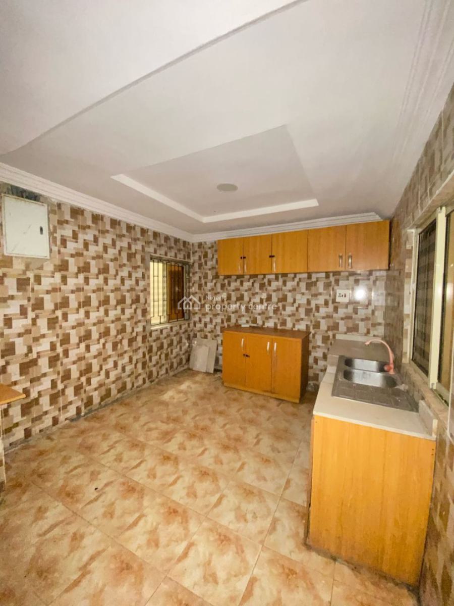 Spacious 4 Bedroom Apartment in an Estate, Ikate, Lekki, Lagos, Flat / Apartment for Rent