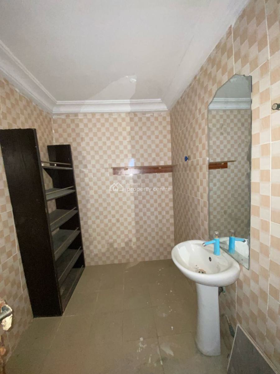 Spacious 4 Bedroom Apartment in an Estate, Ikate, Lekki, Lagos, Flat / Apartment for Rent