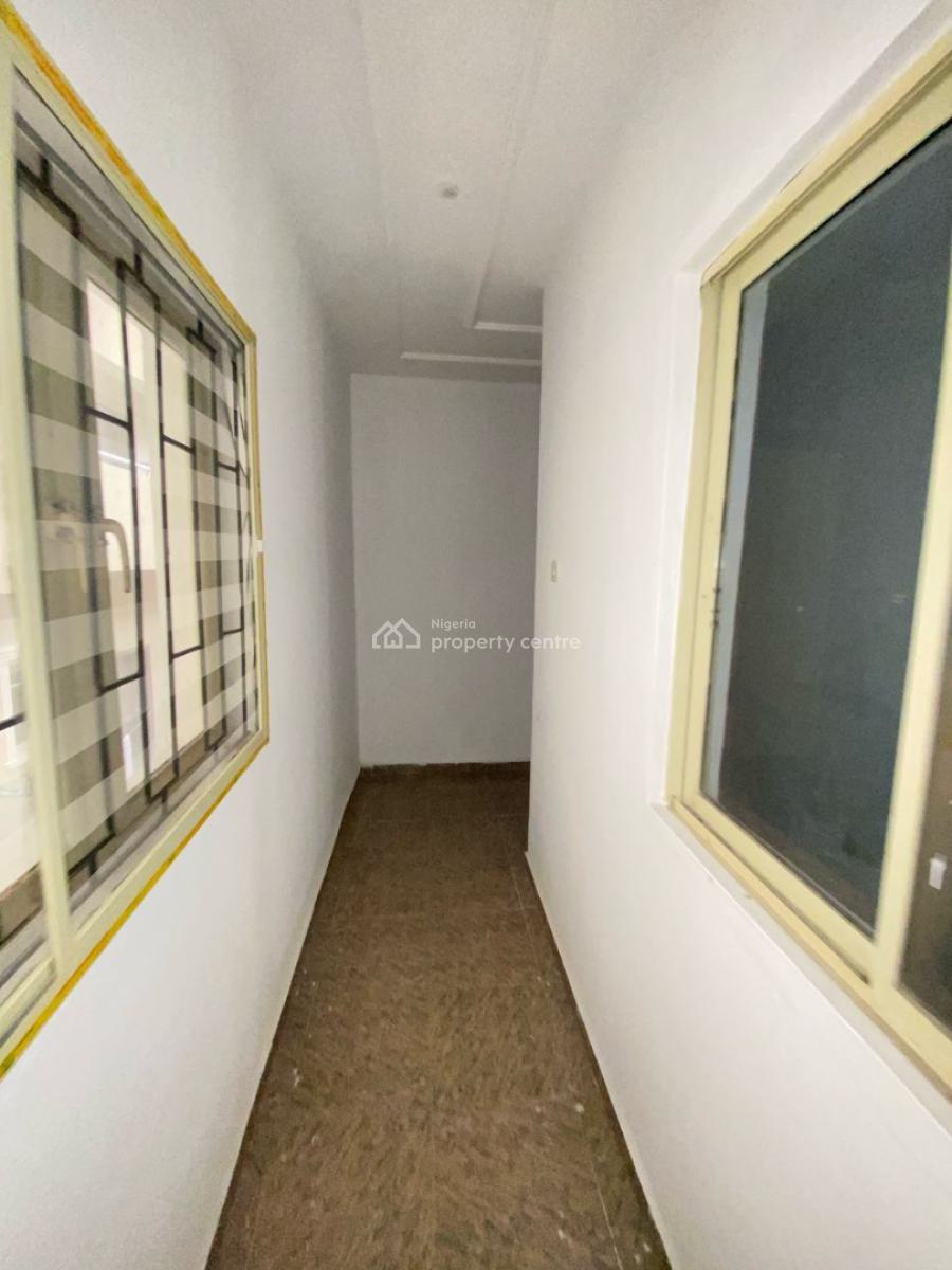 Spacious 4 Bedroom Apartment in an Estate, Ikate, Lekki, Lagos, Flat / Apartment for Rent