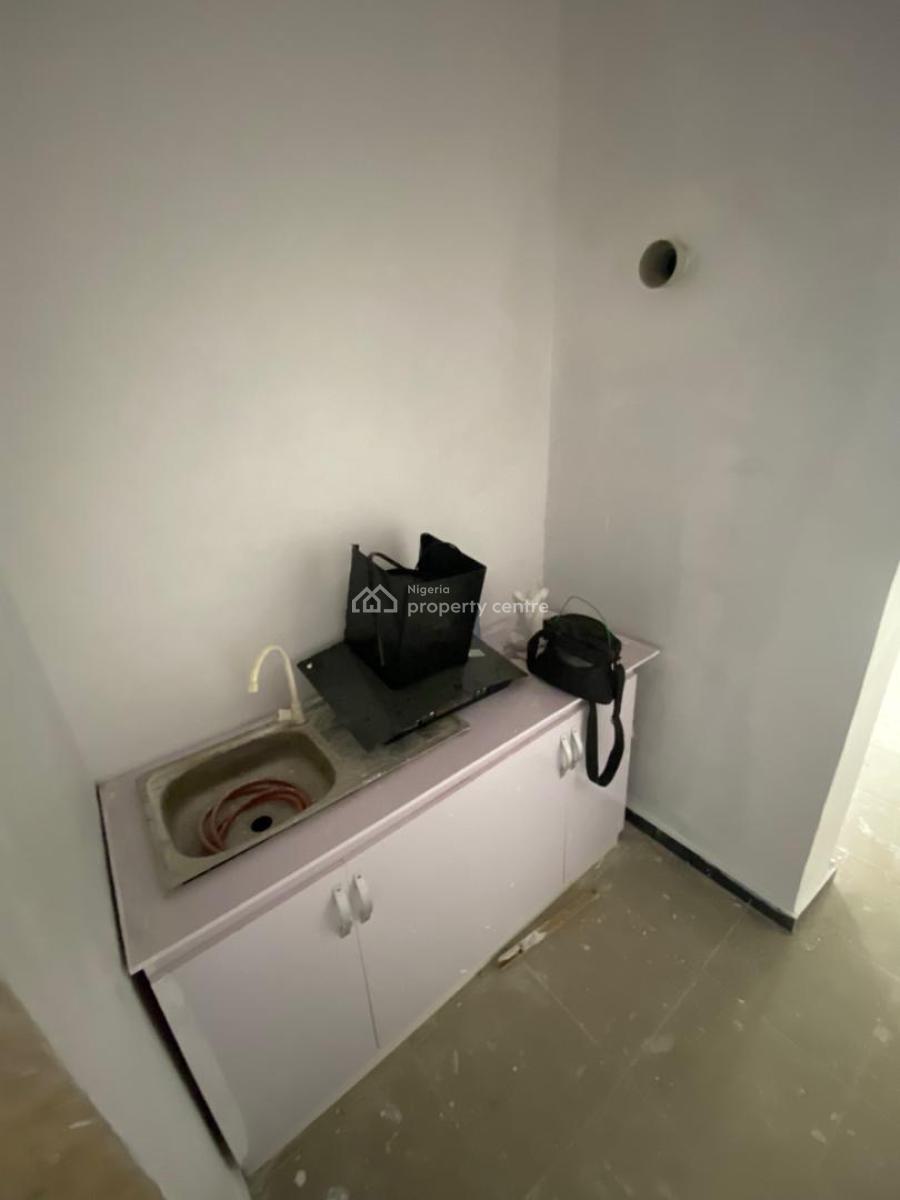House, 6 Hammed Kasumu Street, Ologolo, Lekki, Lagos, Flat / Apartment for Rent