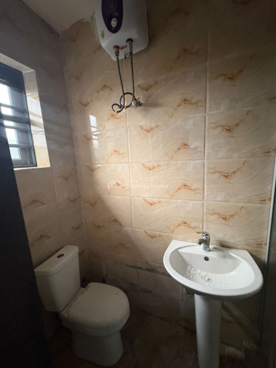 a Fully Serviced Mini Flat, Lekki, Lagos, Mini Flat (room and Parlour) for Rent