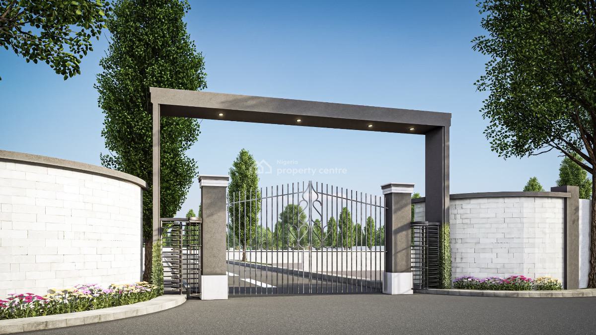 Invest in Agbowas Booming Commercial Hub!, 2 Minutes Drive From Chois City Estate & Close to 4th Mainland, Ikorodu, Lagos, Commercial Land for Sale