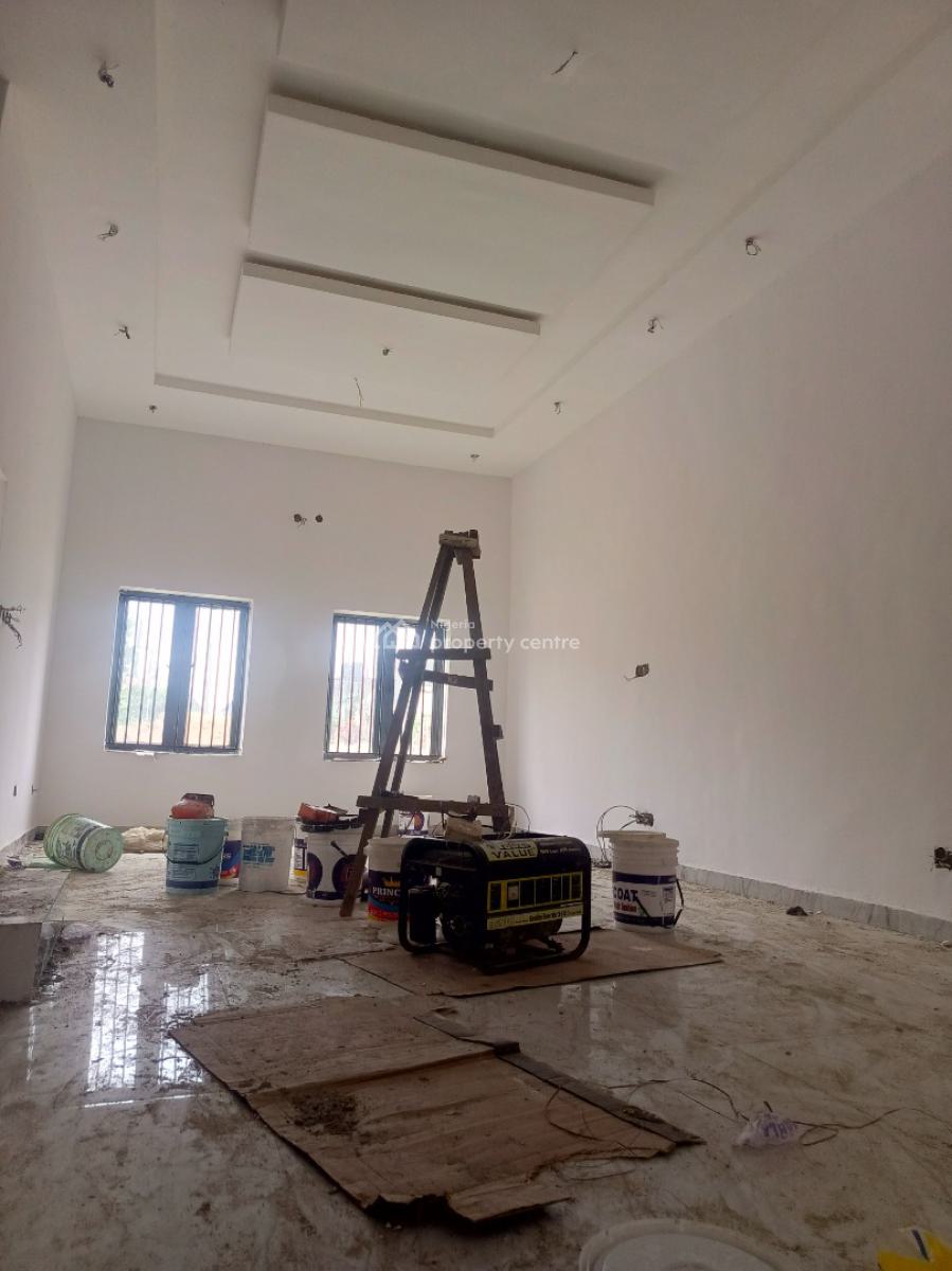 Units of Semi Detached Terraced Triplexes, Kolapo Ishola Gra, Akobo, Ibadan, Oyo, Semi-detached Duplex for Sale