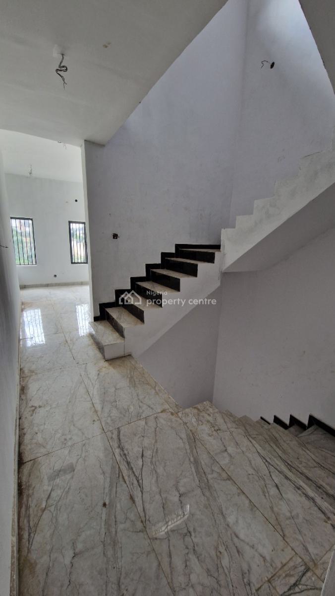 4 Bedroom Terraced Duplex, Kolapo Ishola Gra, Akobo, Ibadan, Oyo, Terraced Duplex for Sale