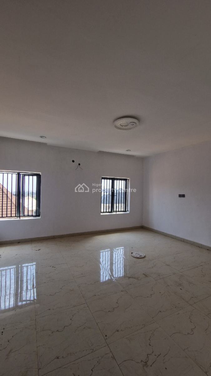 4 Bedrooms Terraced Duplex, Kolapo Ishola Gra, Akobo, Ibadan, Oyo, Terraced Duplex for Sale