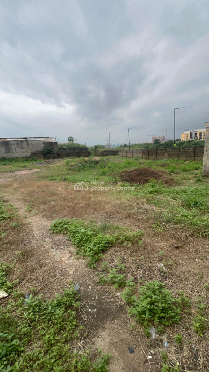 4000   Buy and Build Land in a Well Secured Location in The Heart of I, Agidingbi, Ikeja, Lagos, Land for Sale