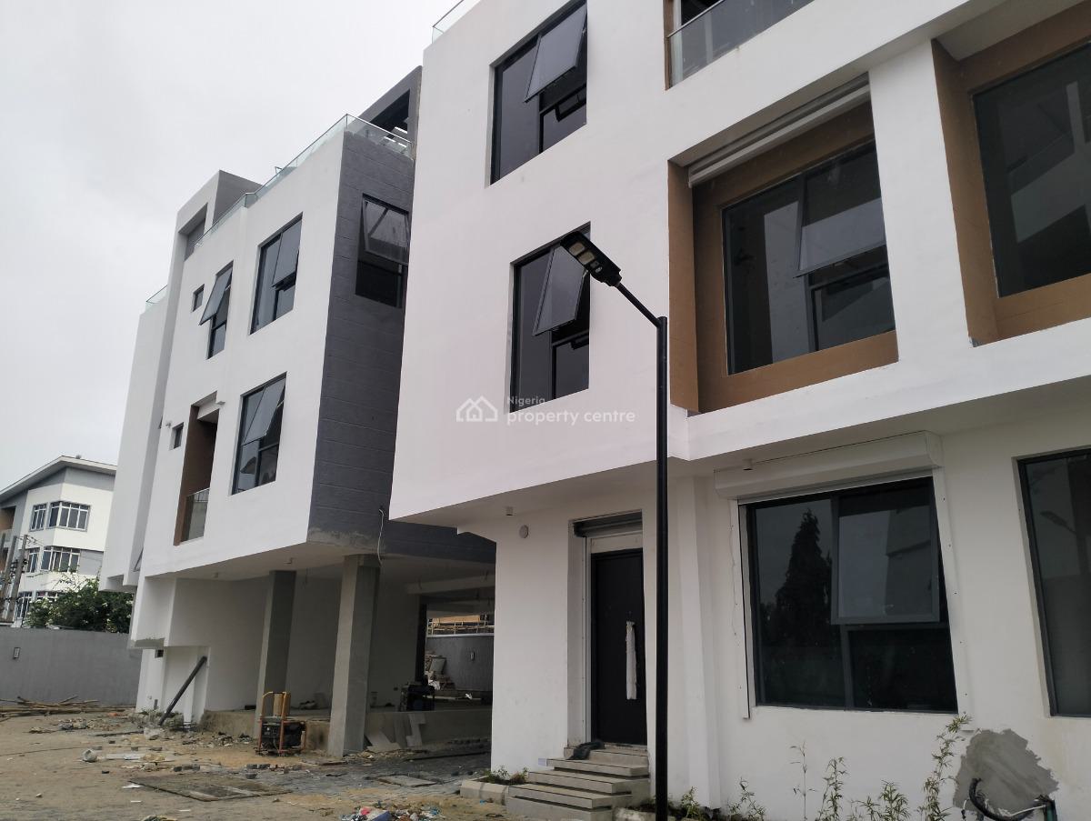 Exquisitely Finished 5 Bedroom, Lekki Phase 1, Lekki, Lagos, Semi-detached Duplex for Sale
