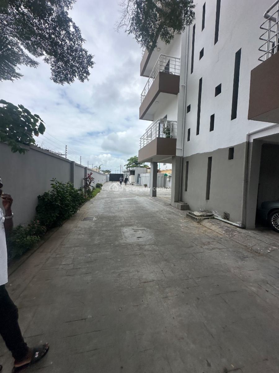 Luxury and Spacious One Bedroom Flat at Landmark Area, Landmark Area, Victoria Island (vi), Lagos, Mini Flat (room and Parlour) for Sale