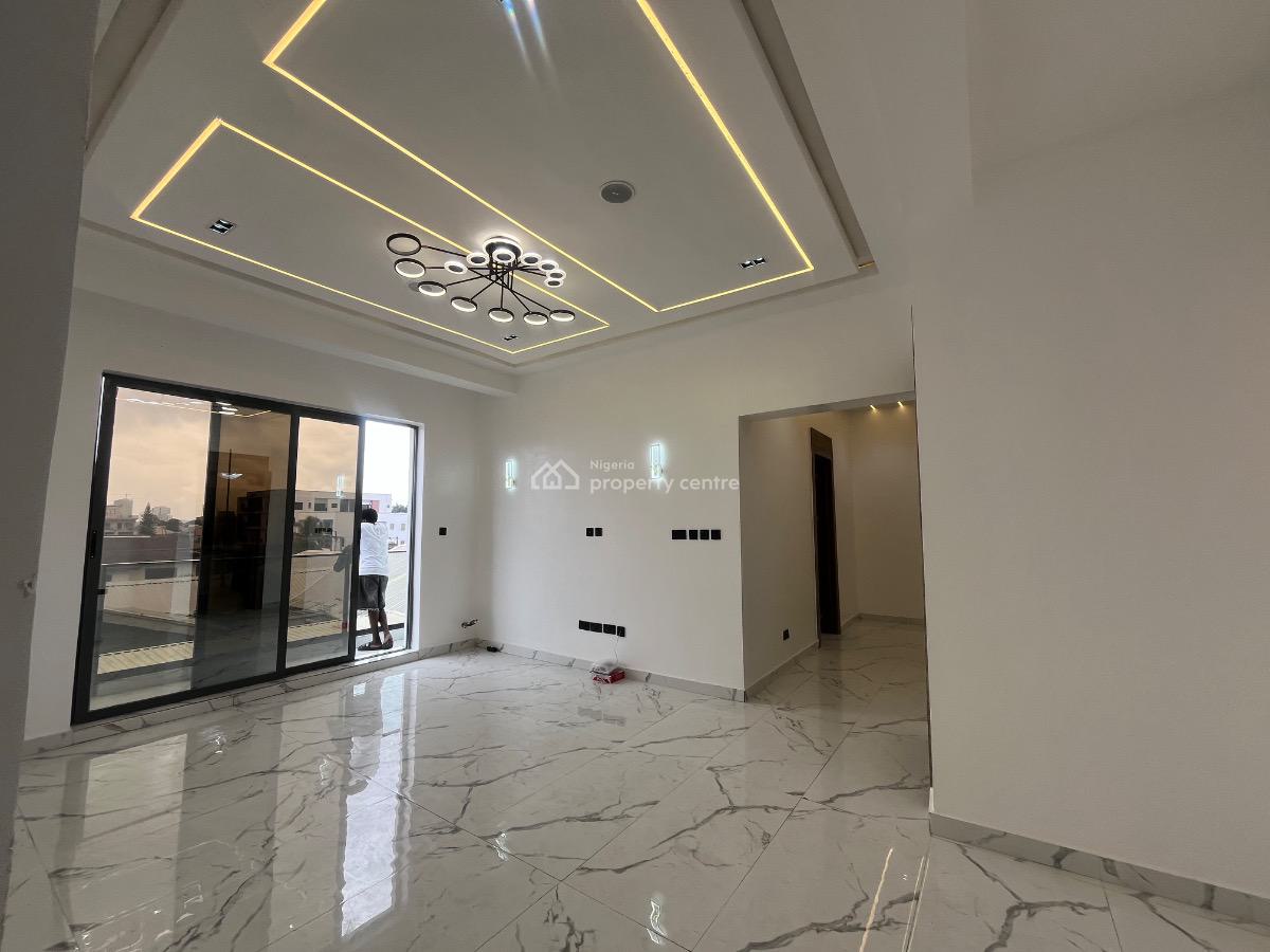 High End 3 Bedroom Apartment, Off Durotimi Eti, Lekki Phase 1, Lekki, Lagos, Flat / Apartment for Sale