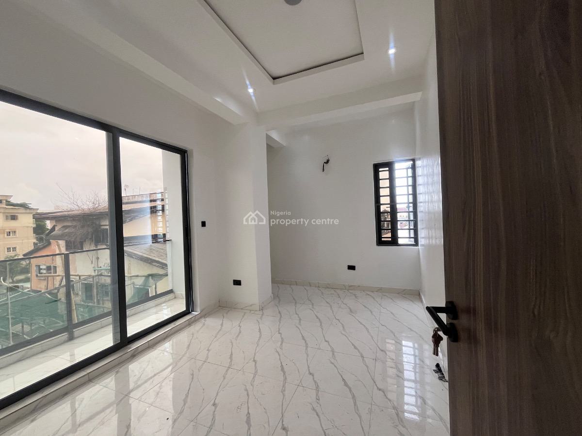 High End 3 Bedroom Apartment, Off Durotimi Eti, Lekki Phase 1, Lekki, Lagos, Flat / Apartment for Sale