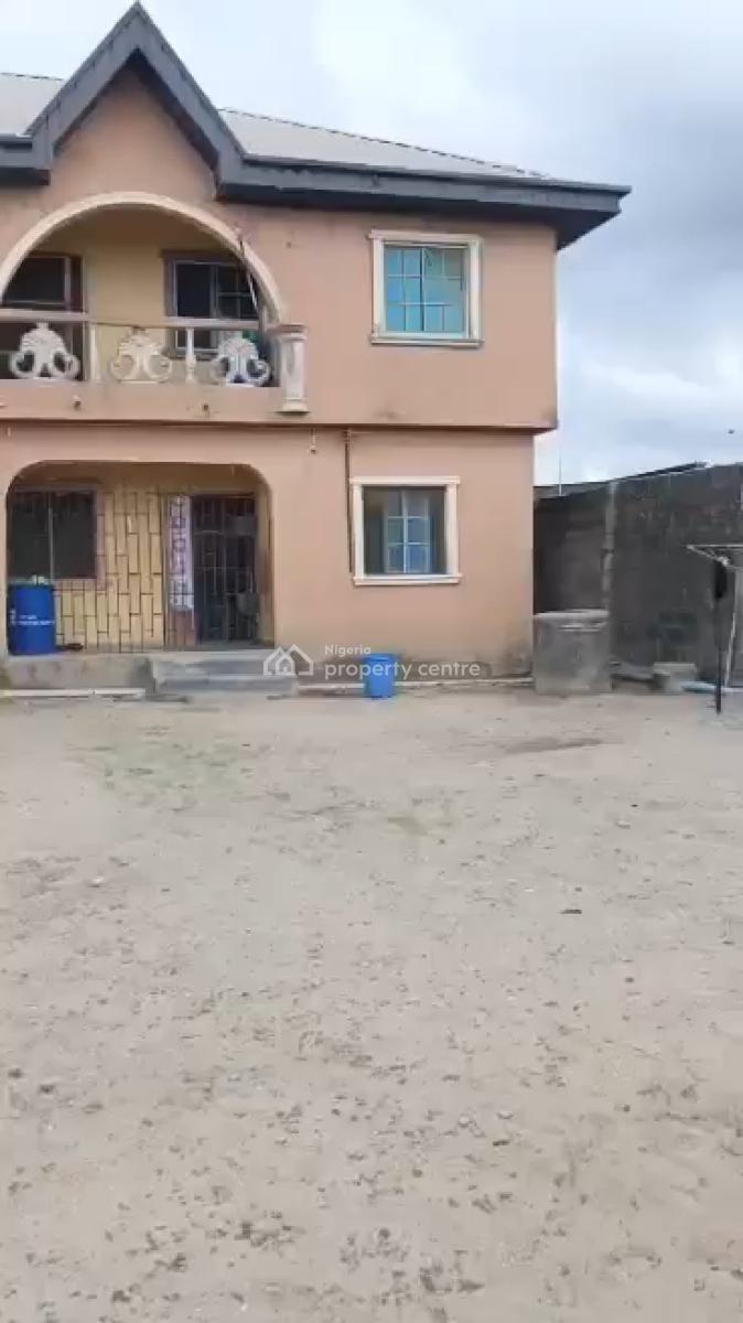 Sharp 4 Units of 2bedr, Location: Iyana School,off Lasu -igando Express Rd.*, Igando, Alimosho, Lagos, Block of Flats for Sale
