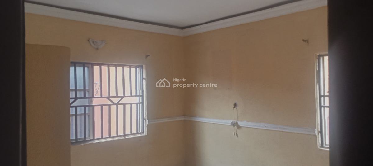 3 Bedroom Flat, Ire Akari Estate New Felele, Challenge, Ibadan, Oyo, Flat / Apartment for Rent