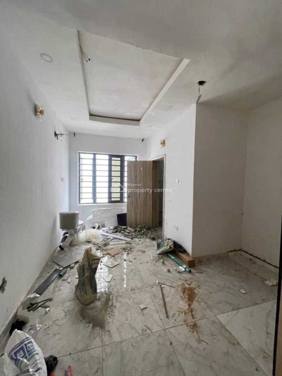 Standard 3 Bedroom Terrace Duplex with Bq, Ologolo, Lekki, Lagos, Terraced Duplex for Rent