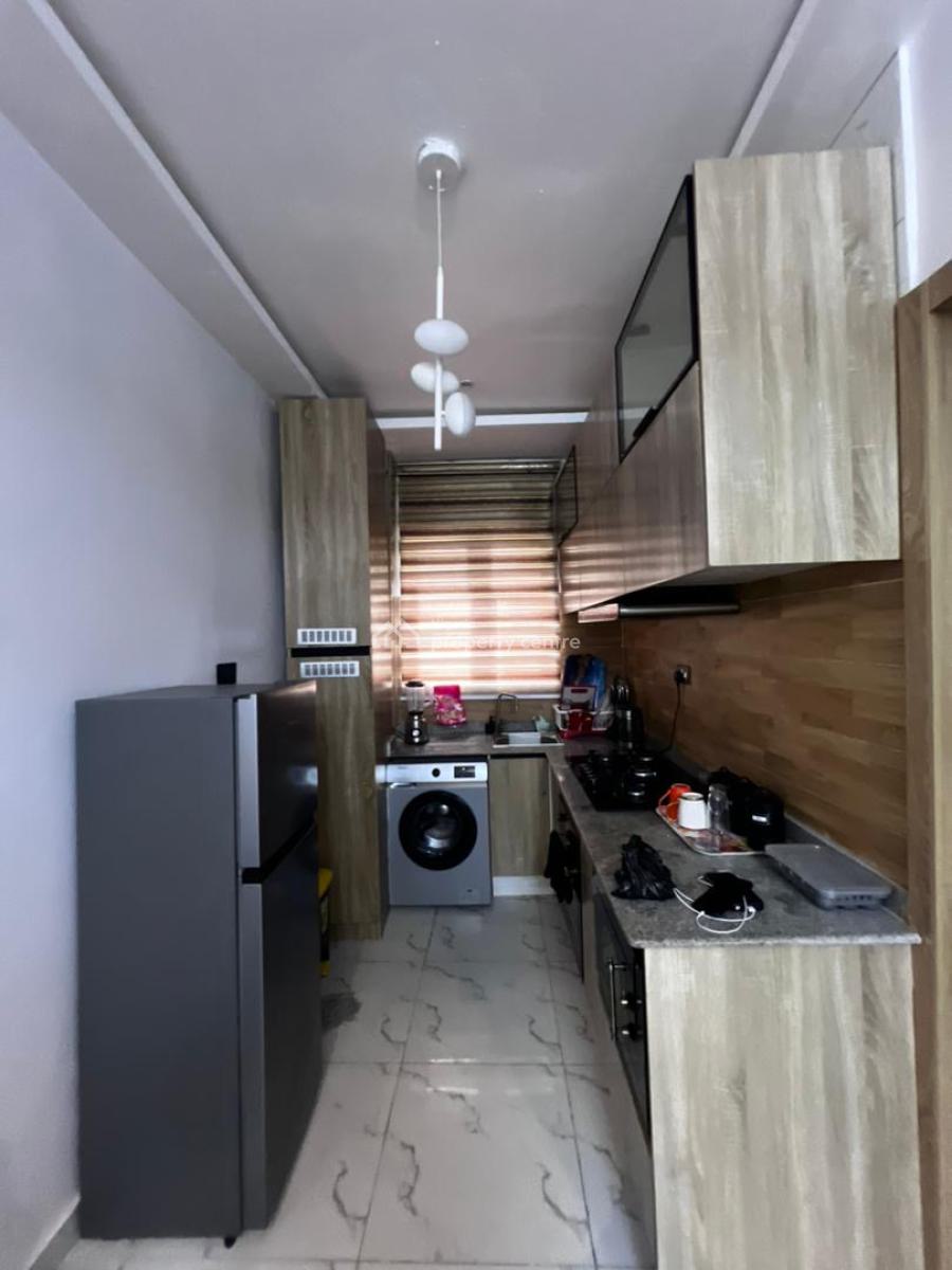 One Bedroom Aparment, Ologolo, Lekki, Lagos, Flat / Apartment for Rent