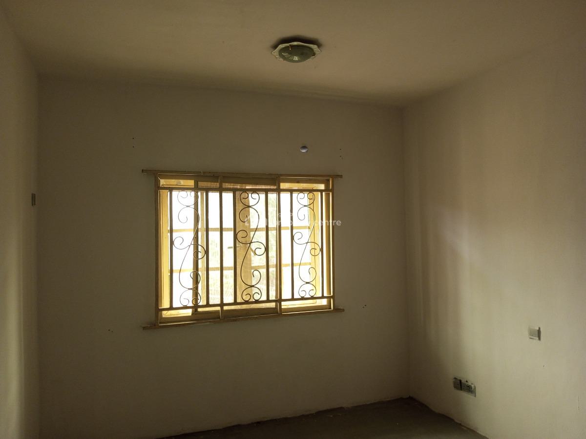Very Spacious 2bed Upstairs in a Secured Estate, Off Owode Langbasa, Ado, Ajah, Lagos, Flat / Apartment for Rent