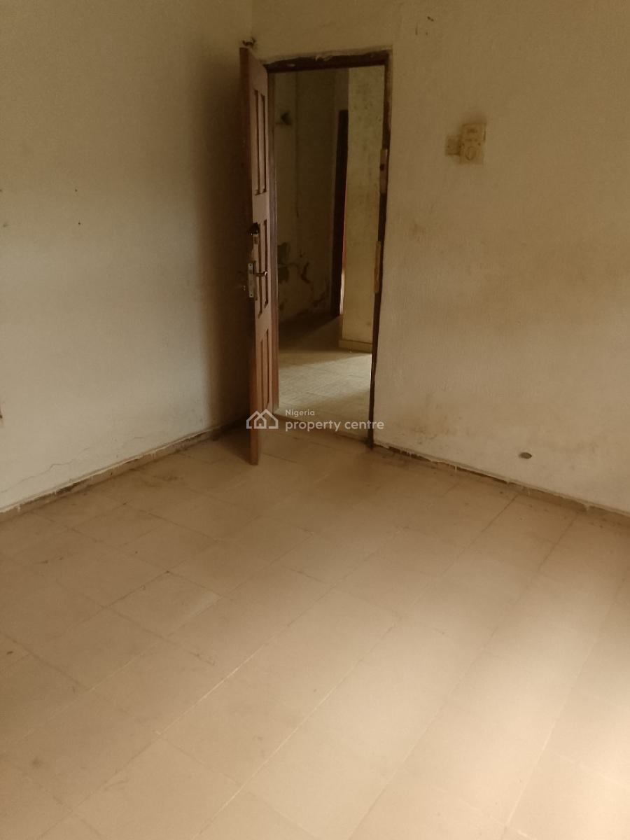 a Room in a Shared Apartment, Abraham Adesanya Estate Ajah, Ajah, Lagos, Self Contain (single Rooms) for Rent