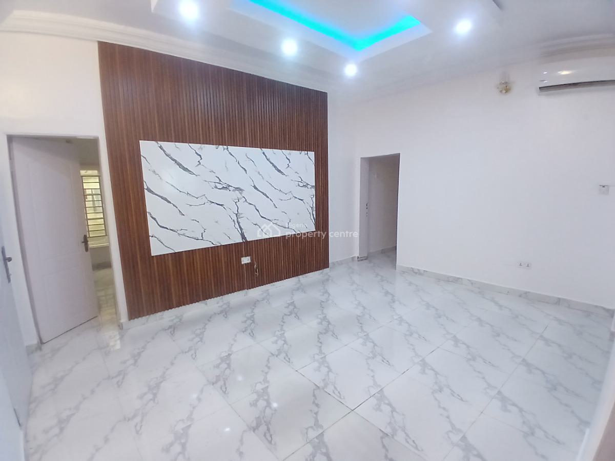 Newly Refurbished Self-service 2 Bedroom Apartment, Lekki Phase 1, Lekki, Lagos, Flat / Apartment for Rent