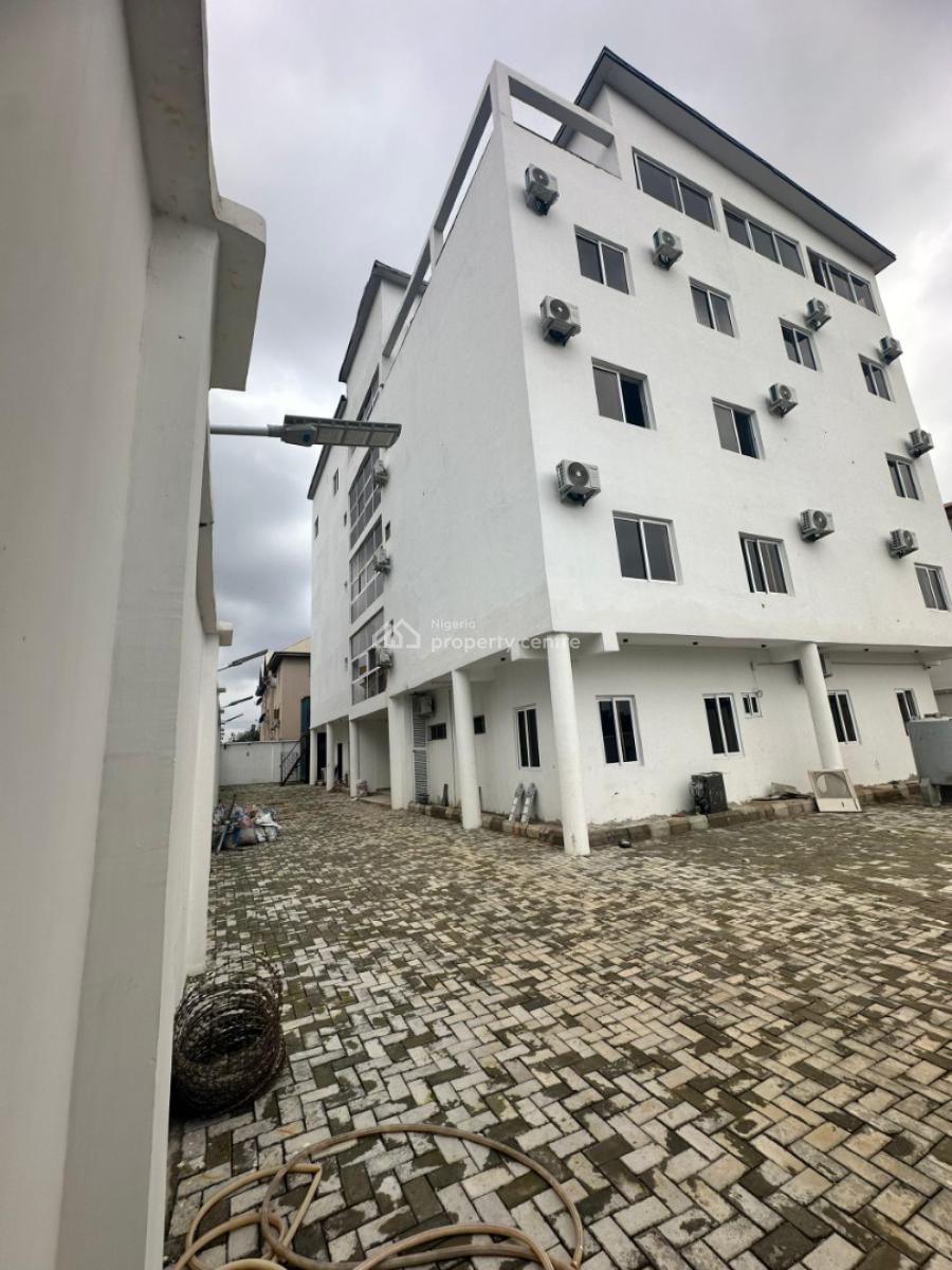 Newly Built 20rooms Hotel with Indoor Pool, Mabushi, Abuja, Hotel / Guest House for Sale