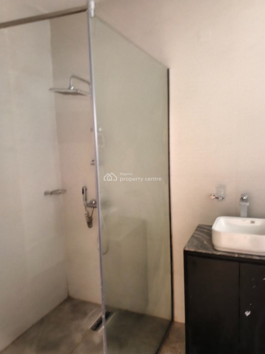 Newly Built 20rooms Hotel with Indoor Pool, Mabushi, Abuja, Hotel / Guest House for Sale