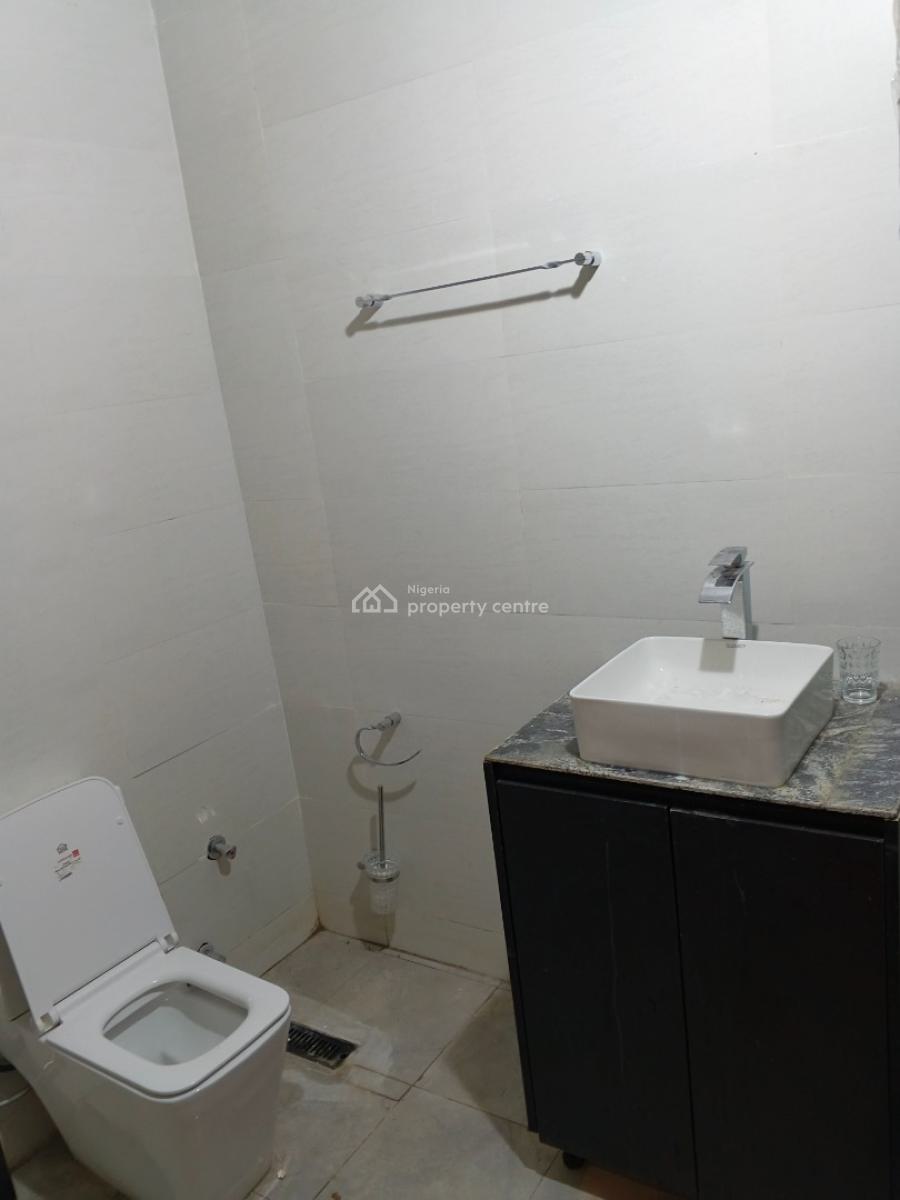 Newly Built 20rooms Hotel with Indoor Pool, Mabushi, Abuja, Hotel / Guest House for Sale
