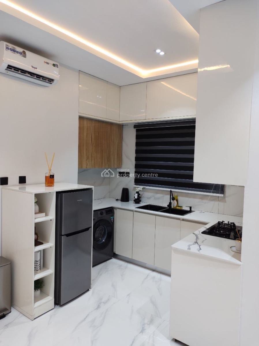 Tastefully Furnished 2 Bedroom Apartment, Ikeja Gra, Ikeja, Lagos, Flat / Apartment Short Let