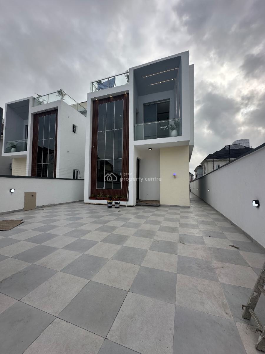 5 Bedroom in Chevron Estate, Spacious Compound Cinema and Pool, Lekki, Lagos, Detached Duplex for Sale