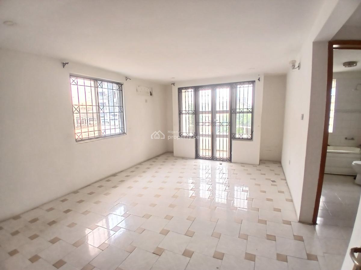 a Mixed Used 4 Bedroom Detached Duplex with a 2 Room Bq, Lekki Phase 1, Lekki, Lagos, Detached Duplex for Rent