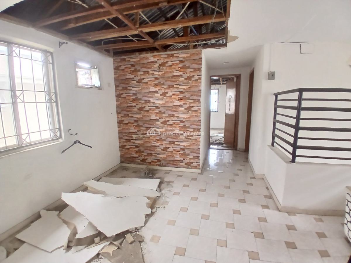 a Mixed Used 4 Bedroom Detached Duplex with a 2 Room Bq, Lekki Phase 1, Lekki, Lagos, Detached Duplex for Rent