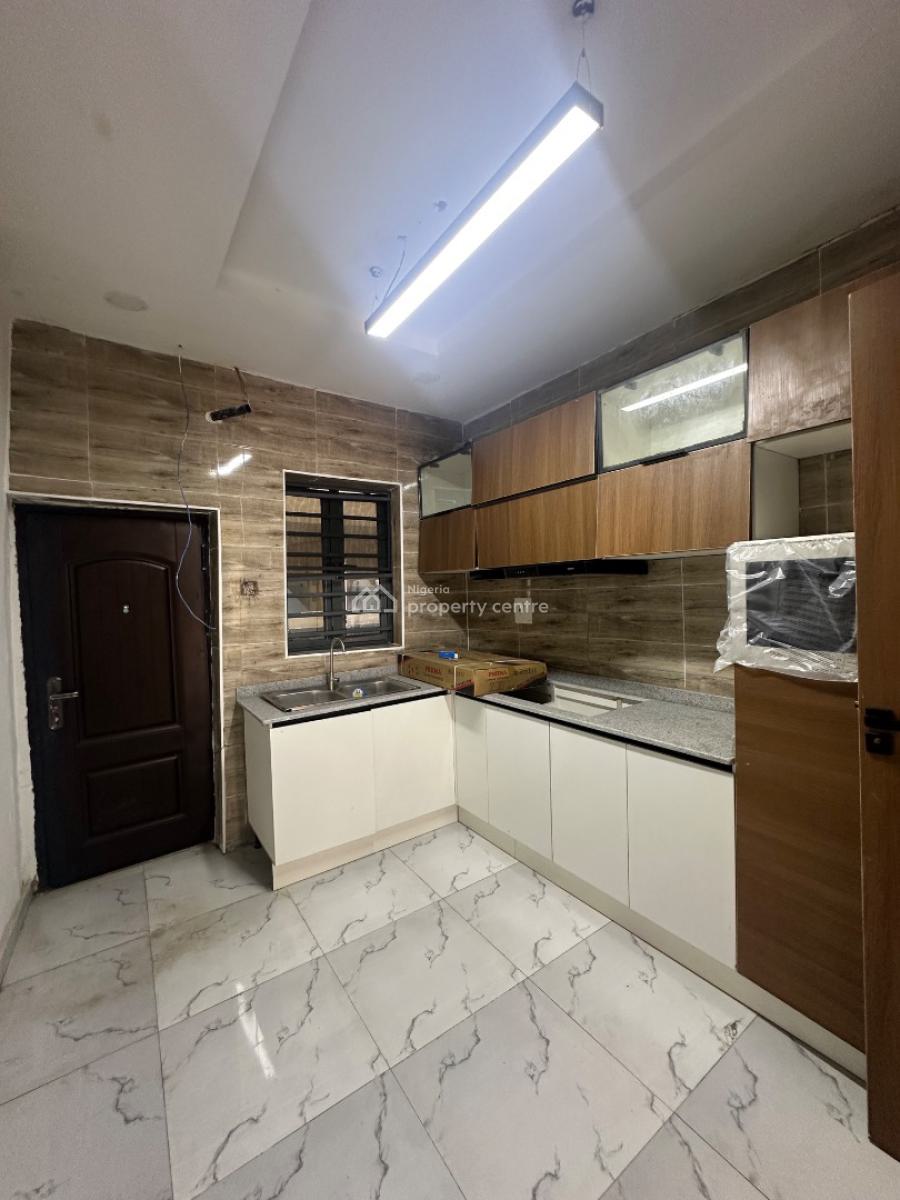 4 Bedroom Terraced Duplex with Treated Water, Lekki, Lagos, Terraced Duplex for Sale