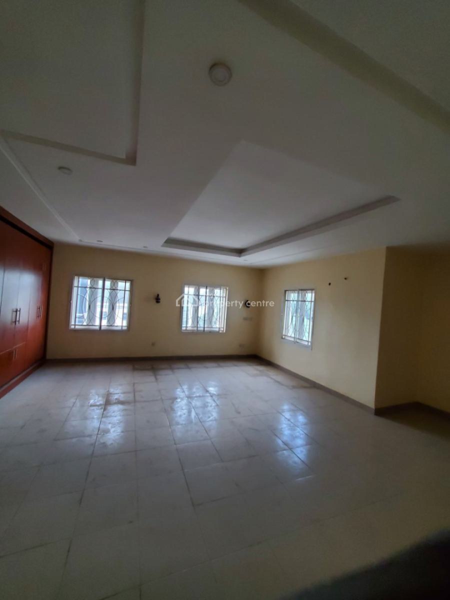 5-bedroom Fully Detached Duplex, Gwarinpa Extension, Gwarinpa, Abuja, Detached Duplex for Sale