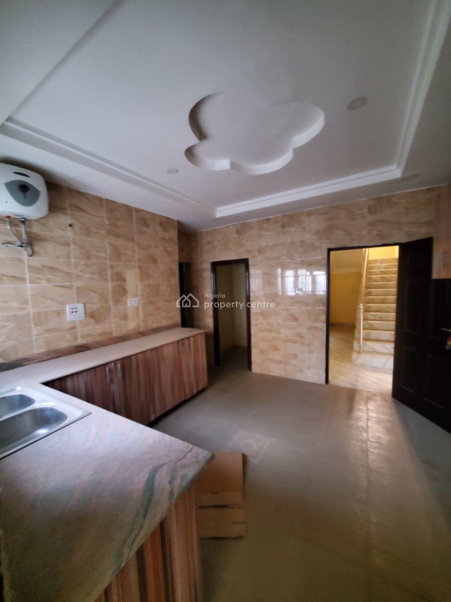 5-bedroom Fully Detached Duplex, Gwarinpa Extension, Gwarinpa, Abuja, Detached Duplex for Sale