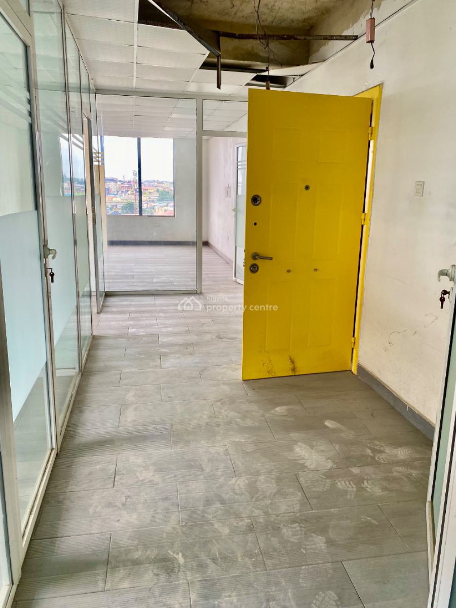 300sqm Open Office Space, Allen, Ikeja, Lagos, Office Space for Rent