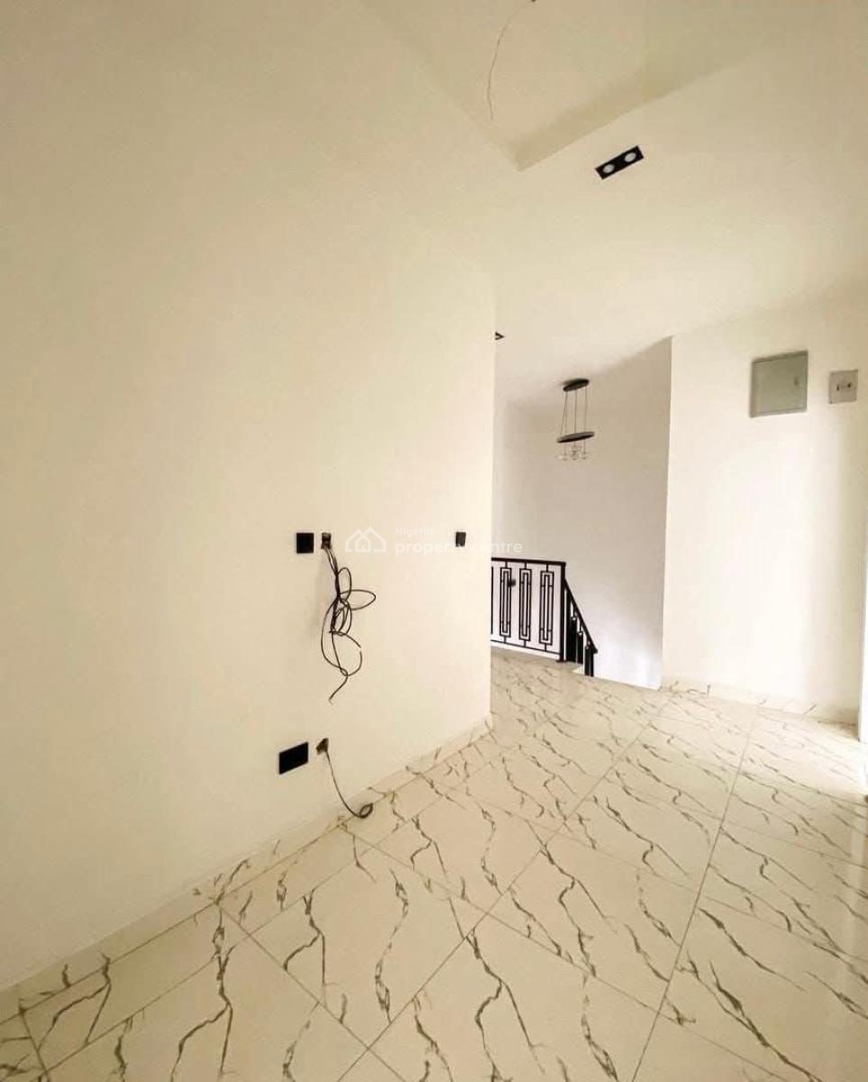 Spacious Self Serviced 4-bedroom Semi-detached Duplex, Orchid, Lekki, Lagos, Semi-detached Duplex for Rent