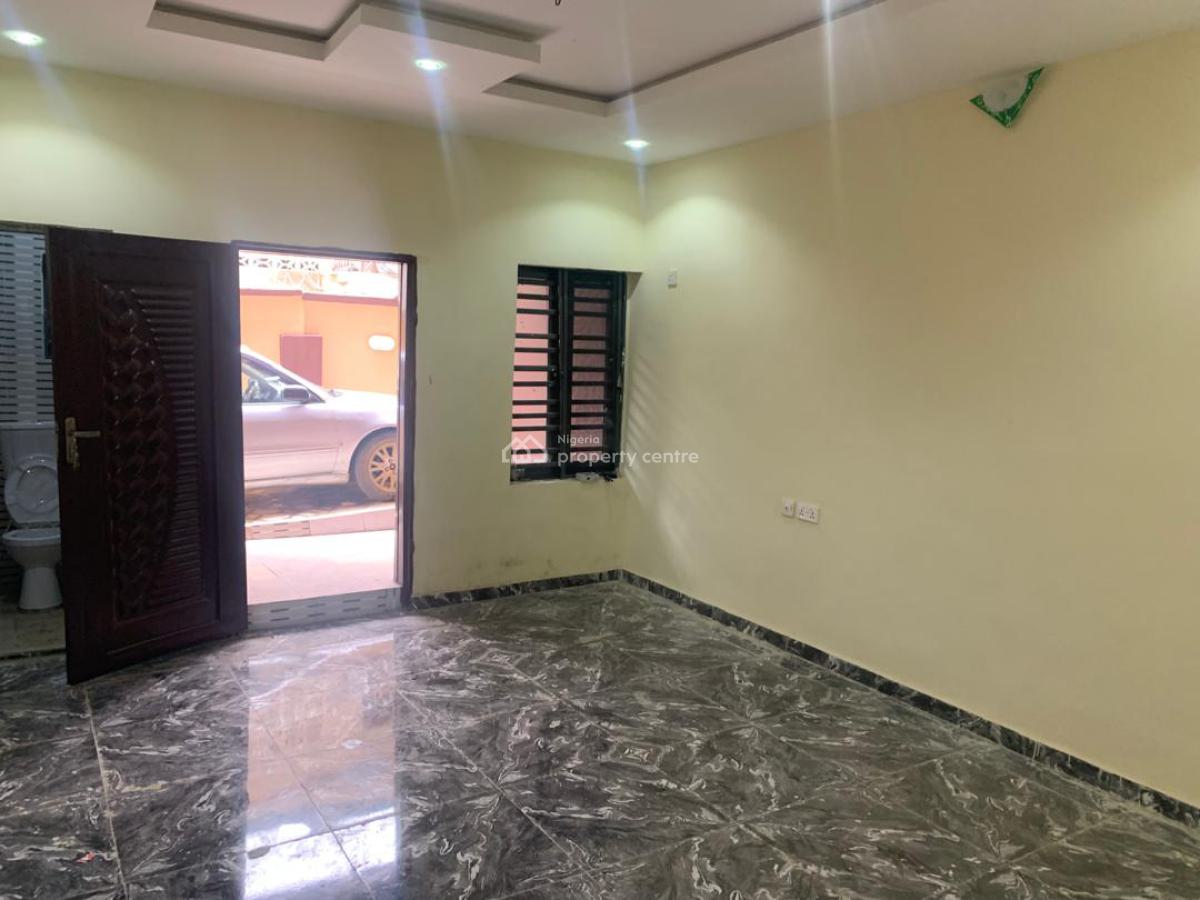 Nice 2 Bedroom Flat with Modern Facilities, Gbagada, Lagos, Flat / Apartment for Rent