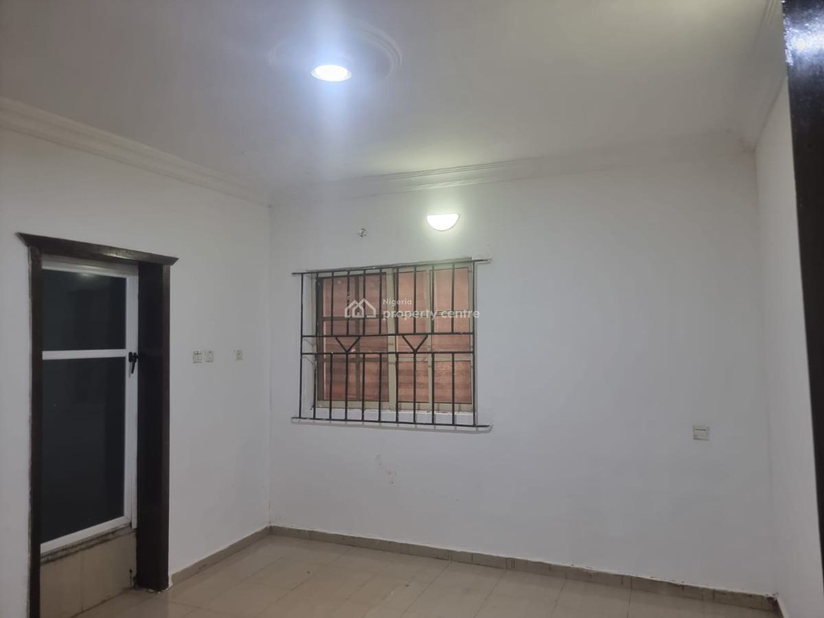 Lovely 3 Bedroom Flat, Ikorodu, Lagos, Flat / Apartment for Rent