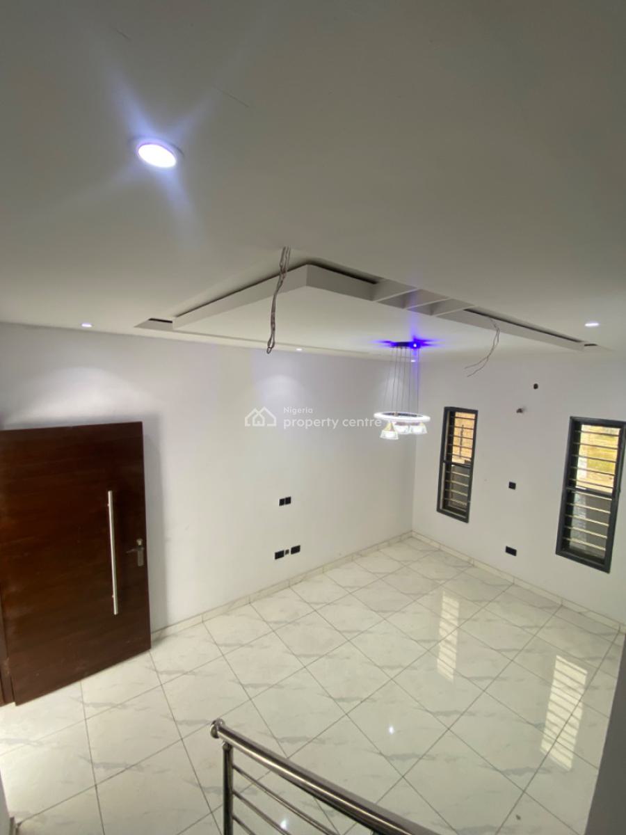 Very Sweet and Lovable Brand New Dope 3bedroom Terrace Duplex, Usman Emmanuel Estate 🏡 Opposite General Paint Peperoniii, Ajah, Lagos, Terraced Duplex for Rent