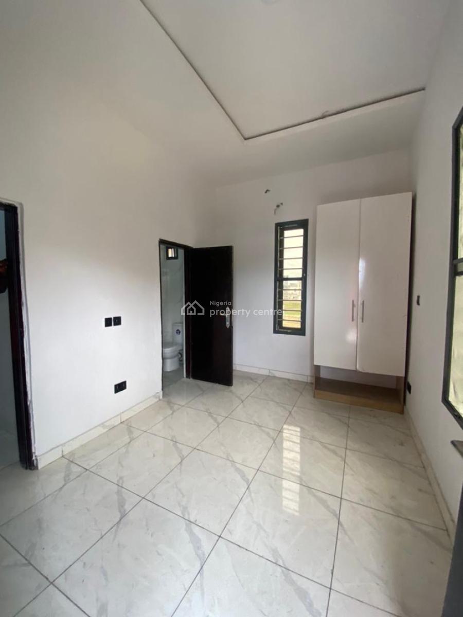 Newly Built 3 Bedroom Terraced Duplex, Usman Emmanuel Estate (by Pepperoni, Sangotedo, Ajah, Lagos, Terraced Duplex for Rent